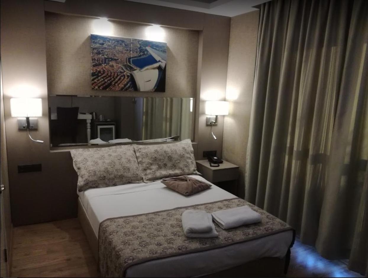 Iz Hotel